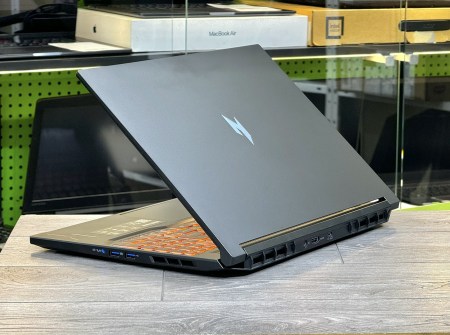 Acer Nitro V16 ANV16-61 5
